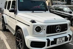 Hiền Hồ bơ phờ lái Mercedes-AMG G63 hơn 12 tỷ... do mất ngủ?