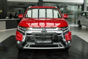 Mitsubishi ưu đãi mạnh tay cho khách Việt trong Tháng 12/2022