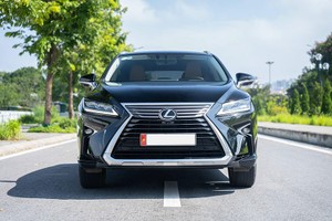 "Soi" Lexus RX350L hạng sang chạy 5 năm, hơn 3,4 tỷ ở Hà Nội