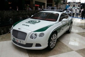 Bentley Continental GT siêu sang về đội cảnh sát siêu giàu Dubai