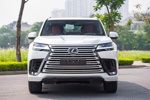 Lexus LX600 2023 "chuyên cơ mặt đất" 7 chỗ, hơn 8,7 tỷ tại Hà Nội