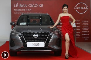 Nissan Việt Nam tiếp tục giảm giá, tặng cả vàng cho khách mua ôtô