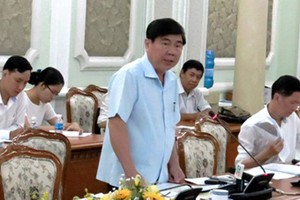 TP HCM: Đi họp thay, phó Chủ tịch quận bị “mời” khỏi phòng họp