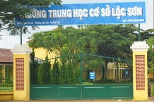 Tình tiết bất ngờ vụ nữ sinh lớp 8 treo cổ tự tử tại nhà