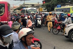 Ôtô vào trung tâm Sài Gòn sẽ đóng phí từ 40.000 - 60.000 đồng/lượt 