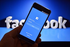 Facebook giới hạn chỉ 25 bạn bè xuất hiện trong Bảng tin?