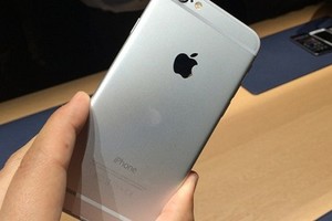 Nga trở thành nước bán iPhone rẻ nhất thế giới