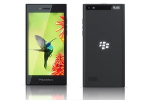 BlackBerry Leap chính thức bán ra vào cuối tháng Tư