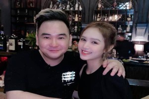 Cưới “streamer giàu nhất Việt Nam”, hot girl Xoài Non "lên hương"