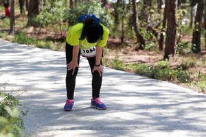 Hốt hoảng vì nước tiểu 'đỏ' sau buổi chạy marathon