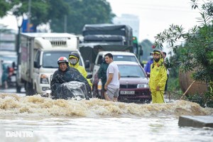 Dự báo thời tiết 2/6: Hà Nội ngày nắng, chiều tối chực chờ mưa giông