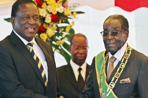 "Triều đại" của Tổng thống Robert Mugabe đã đến hồi kết?