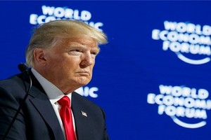 Tổng thống Mỹ Trump thể hiện bản lĩnh lãnh đạo tại Davos