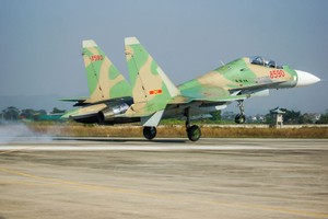 Không quân Việt Nam làm chủ “Hổ mang chúa” Su-30MK2