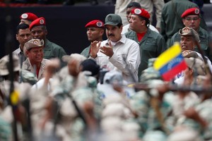 Tổng thống Maduro ra lệnh tuyển thêm 1 triệu dân quân Venezuela