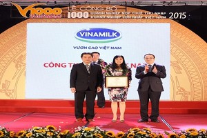 Vinamilk dẫn đầu Top 10 doanh nghiệp tư nhân lớn nhất năm 2015