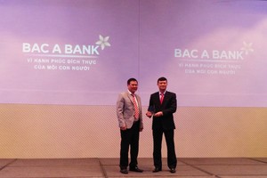 BAC A BANK “thắng kép” tại Vietnam Outstanding Banking Awards 2016