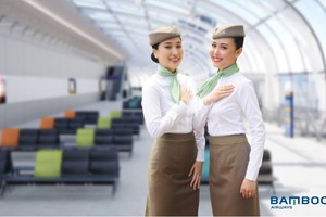 Cộng đồng mạng “dậy sóng” với đồng phục tiếp viên hàng không Bamboo Airways