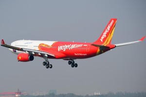 Vietjet đón tàu bay thân rộng A330 đầu tiên, chúc mừng mùa Giáng sinh 2021