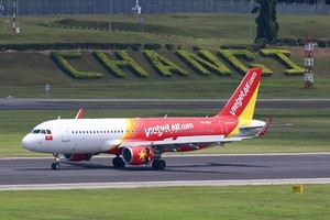 Vietjet mở bán vé chỉ từ 0 đồng tri ân khách hàng dịp kỷ niệm 10 năm bay Singapore