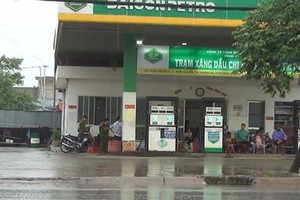 Thêm một vụ trộm ôtô giữa ban ngày ở Bình Dương