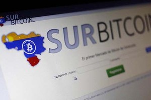 "Cuối đường hầm", dân Venezuela đào bitcoin thoát khủng hoảng