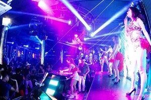 Những cái chết được báo trước trong quán karaoke "bay lắc"