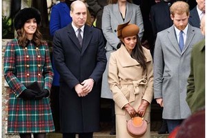 Gu thời trang đẳng cấp của Công nương Kate Middleton khi đọ sắc cùng em dâu