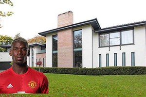 Cận cảnh siêu biệt thự đẹp long lanh của Paul Pogba