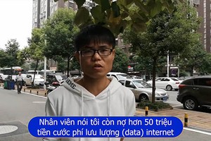 Video: Nhà mạng nâng cấp sim, khách hàng nhận nợ cước 50 triệu