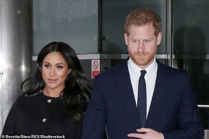 Lộ bằng chứng công nương Meghan Markle đã sinh con?