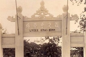 Đoàn học sinh cứu quốc trường Khải Định