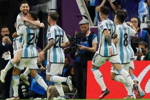 Hà Lan 2(3)-2(4) Argentina (pen): Trận đấu điên rồ, "vũ công Tango" đi tiếp