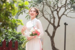 Mẫn Thị Thu Trang: Từ nữ sinh chuyên Hóa đến nàng MC song ngữ 