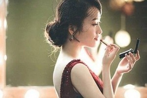 Con át chủ bài lớn nhất của người phụ nữ trong nhà chồng 