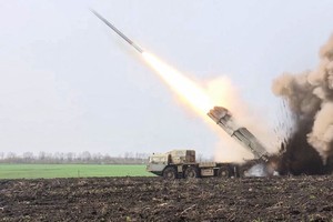 Vũ khí nào của Nga đối trọng được HIMARS ở Ukraine?