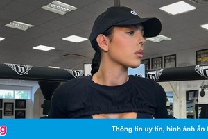 Bạn gái Ronaldo tập MMA