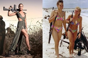 Vén màn bí ẩn về nữ vệ binh Israel mang súng diện bikini mát mẻ