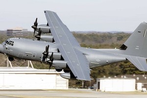 Lockheed Martin lập kỷ lục cực sốc với máy bay vận tải C-130 Hercules