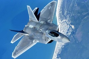 Mỹ đưa phi đội F-22 Raptor về nước... Iran tạm thoát hiểm nguy cận kề?