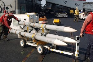 Mỹ "vớ bẫm" cả tỷ USD khi Hungary chốt mua loạt tên lửa AIM-120 