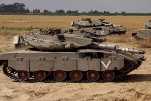 Lý do ngớ ngẩn khiến siêu tăng Merkava Mk-4 của Israel lật ngửa