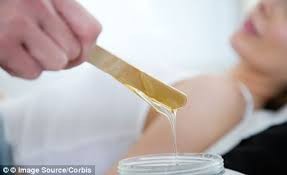 Đau đớn, viêm nhiễm vì waxing vùng kín