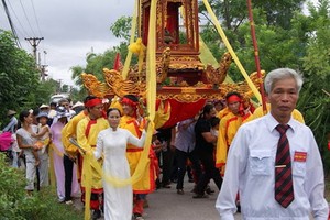 Người cộng sản được suy tôn làm Thành hoàng