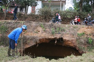 Giếng cổ, giếng làng bỗng... cạn trơ đáy bí ẩn ở Hòa Bình