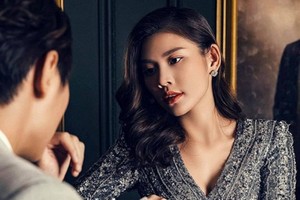 Mang bầu lần 2, mỹ nhân The Face vẫn sexy “quên lối”