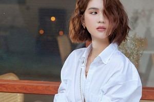 Cách mặc sơ mi sexy, “đập tan” vẻ đơn điệu, cứng nhắc