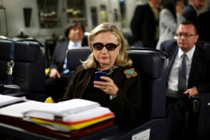 FBI xem xét buộc tội hình sự bà Hillary Clinton 