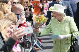 Nước Anh mừng sinh nhật lần thứ 90 của Nữ hoàng Elizabeth II