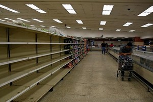 Khủng hoảng nhu yếu phẩm trầm trọng ở Venezuela qua ảnh mới nhất